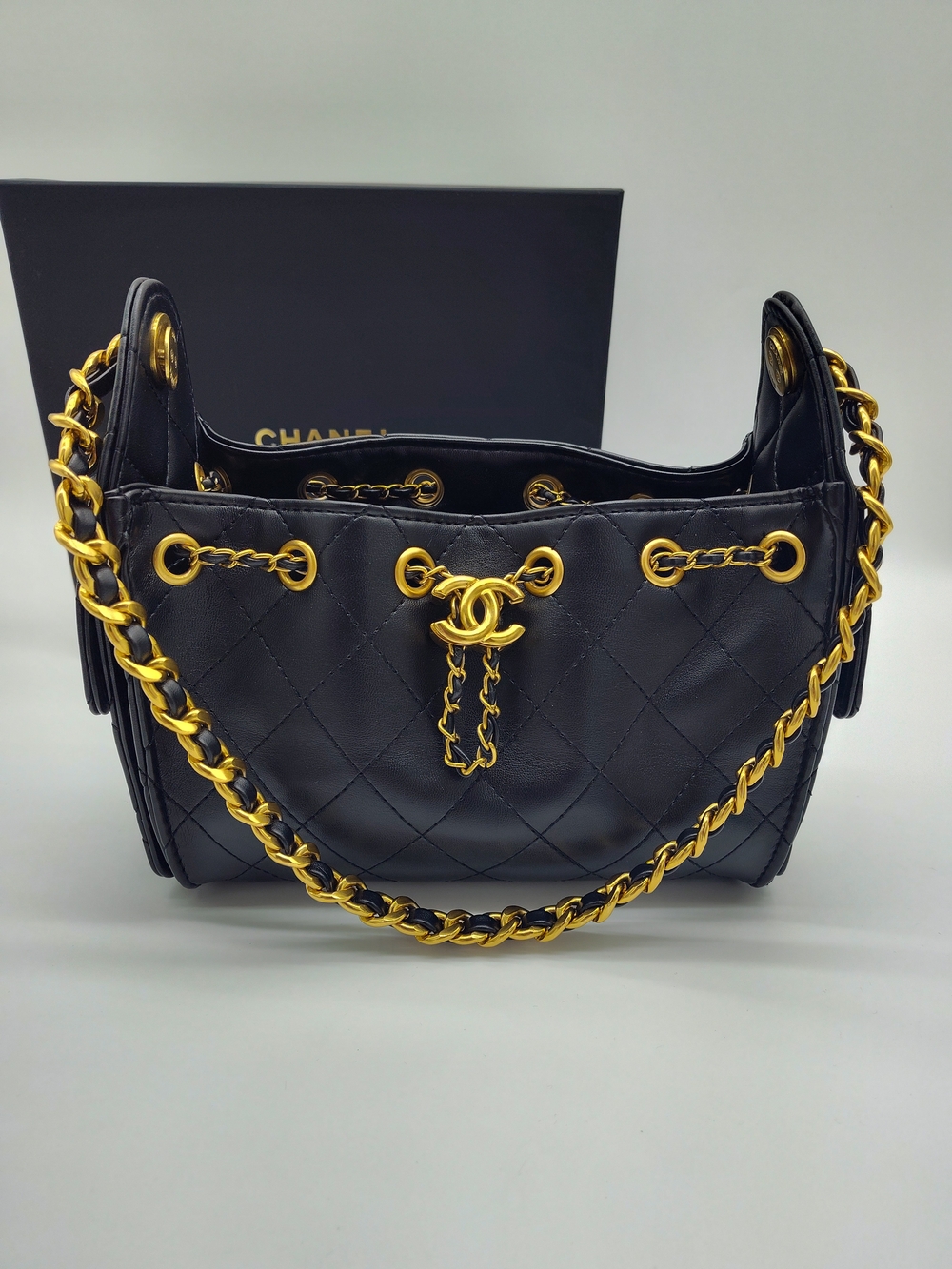 CHANEL Makeup Quilted Chain Cosmetic Bag Black Gold Colorway France GWP LAST ONE - Picture 2 of 14